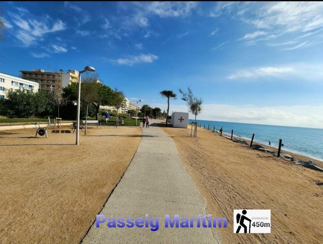 Apartamento En La Costa Del Maresme Пинеда-де-Мар Экстерьер фото